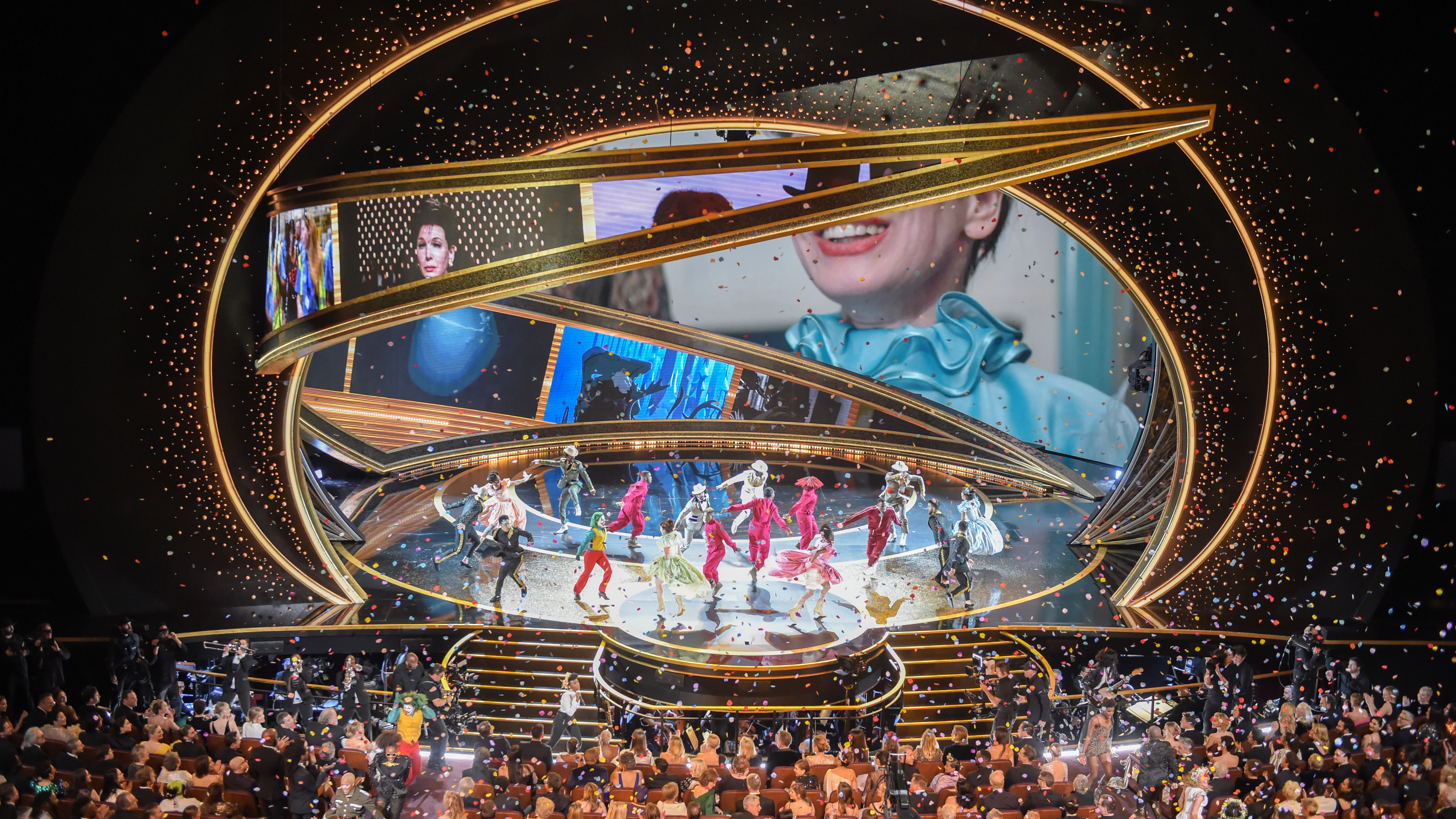 1050 reviews ANP 406045811 widescreen large 1581314293 podium Mark Ralston AFP 1619204834