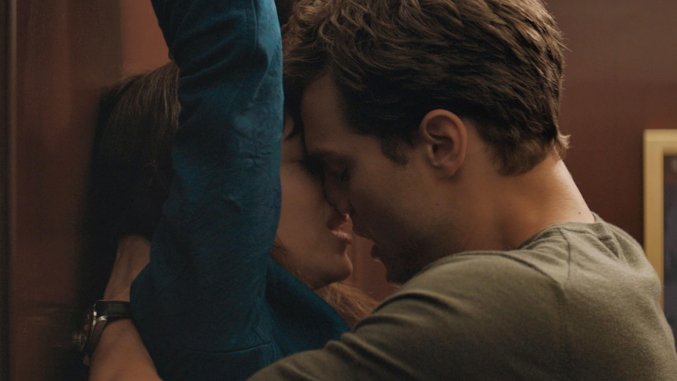 10537 reviews fifty shades 1714419743