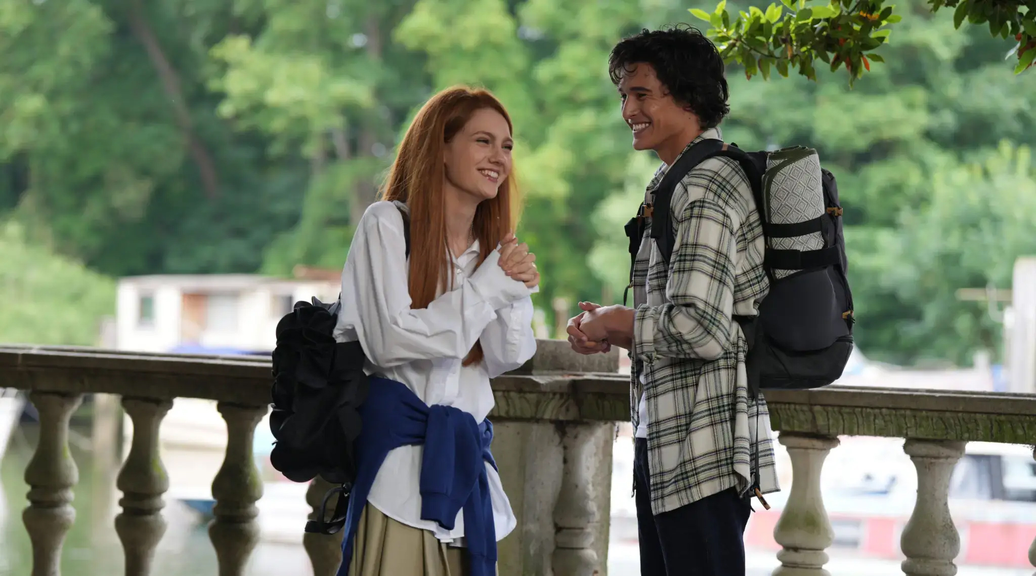 11130 reviews geek girl 2 actrice Emily Carey als Harriet Manners en Liam Woodrum als Nick Park 1716968213