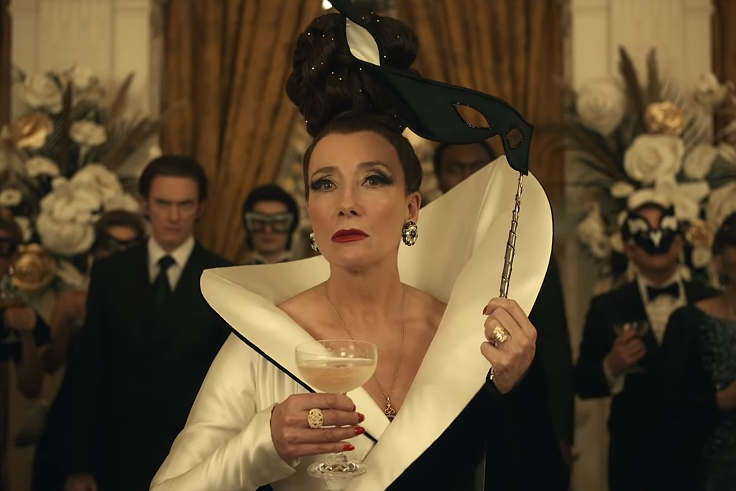 1166 reviews cruella 11 1622190295