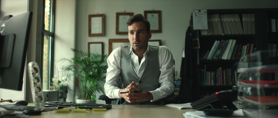 11889 reviews The Man with 1000 Kids n S1 E3 00 03 08 04 png The Man with 1000 Kids n S1 E3 00 03 08 04 1720022041