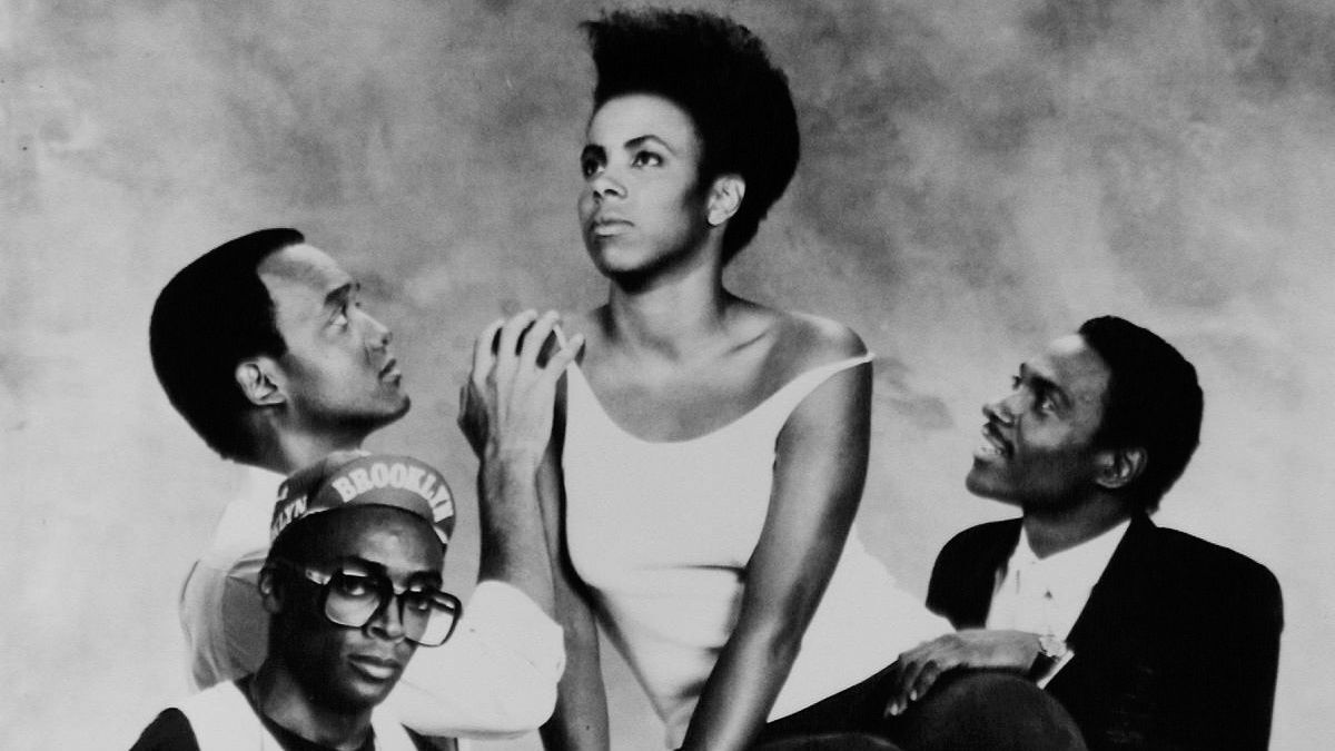 1210 reviews shes gotta have it 1 1629982960