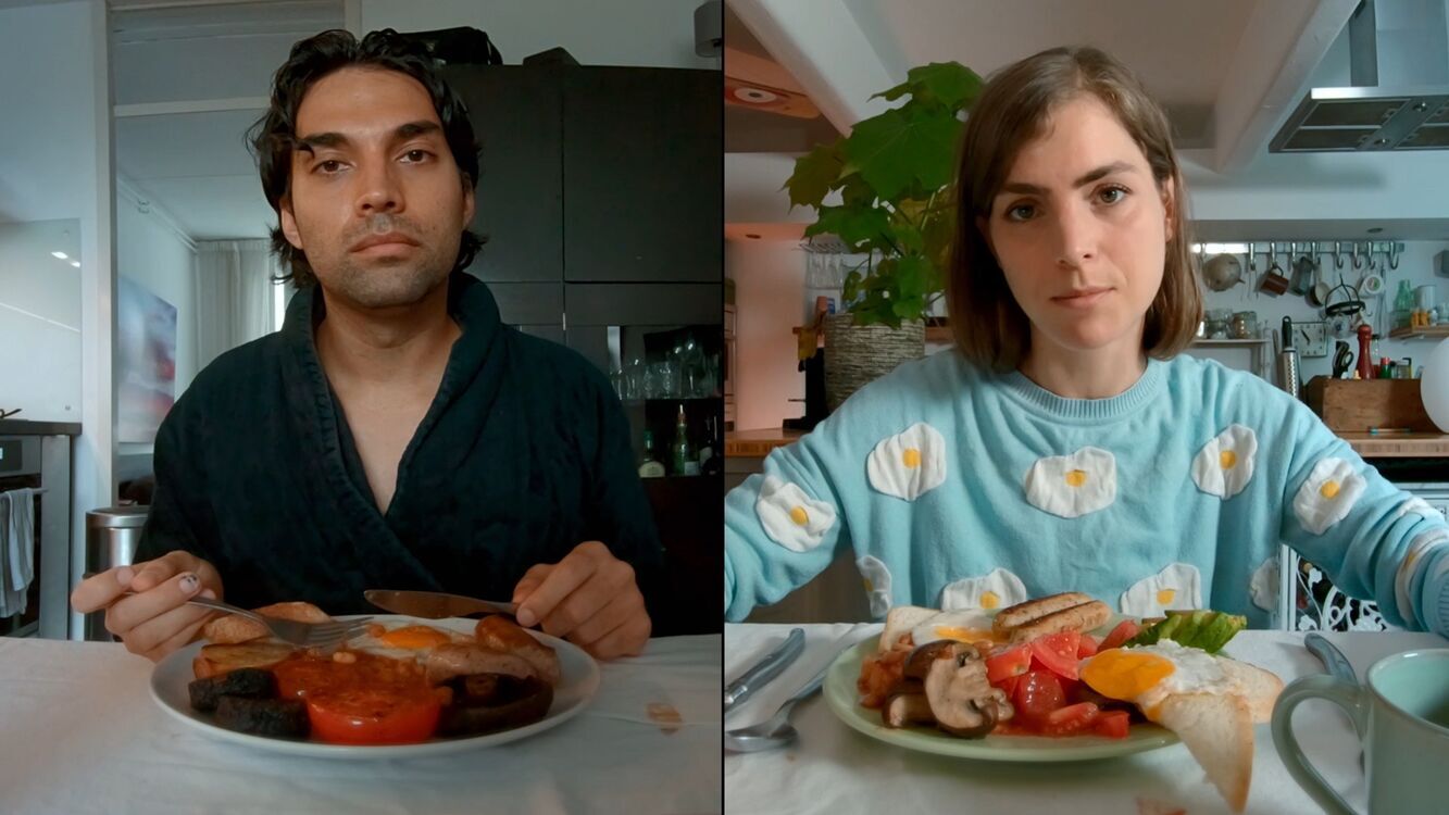 1222 reviews Love in a Bottle st 5 jpg sd low Cameraman Guido van Gennep Producent Levitate Film 1632311712