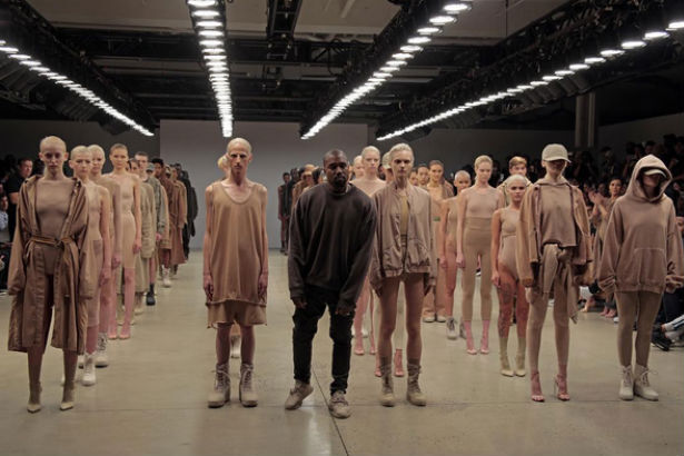 1264 reviews Kanye 1637659620