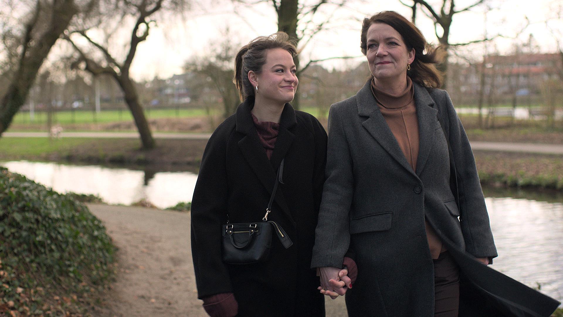 13374 reviews oogappels seizoen 5 1726428764