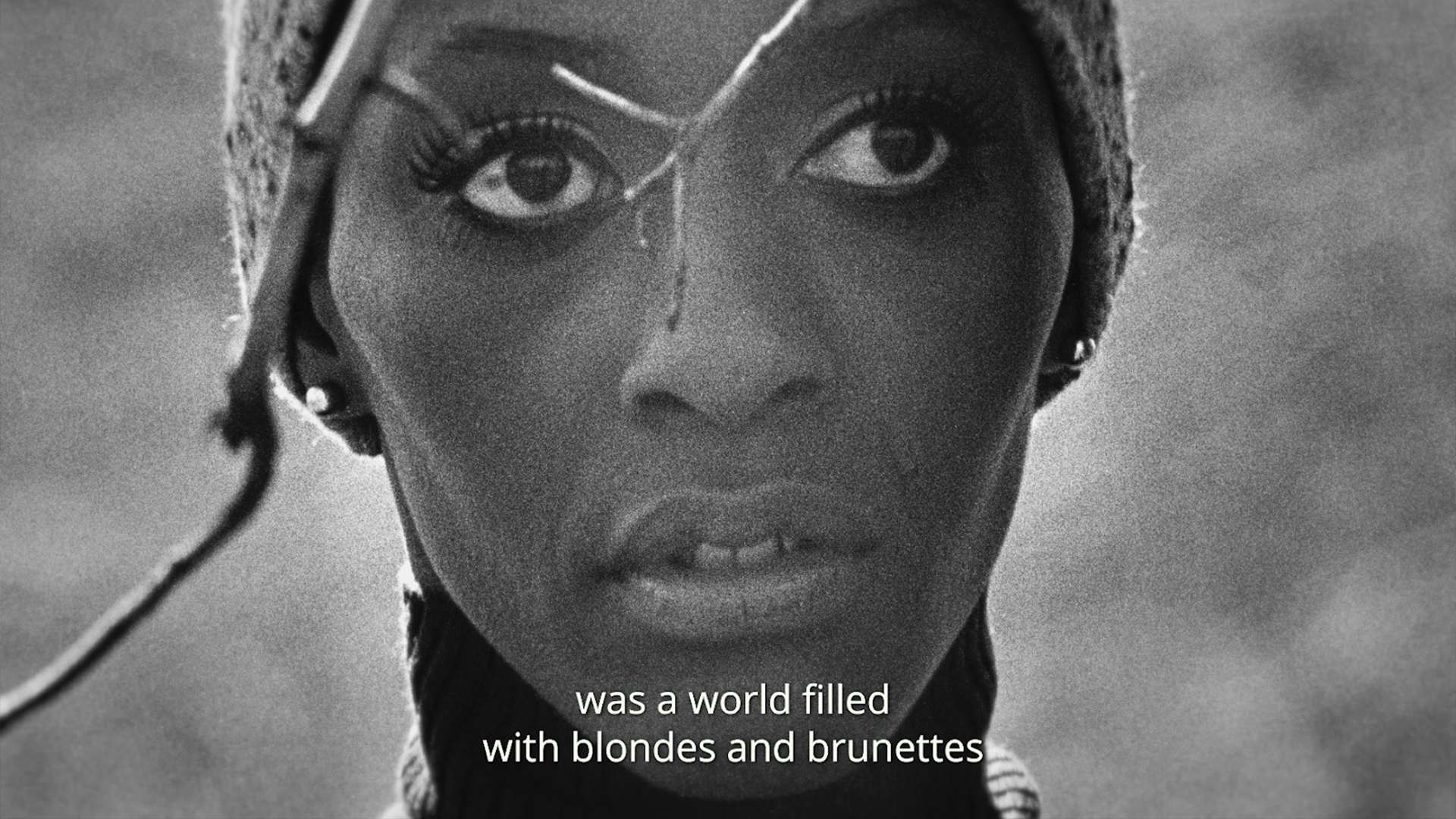 14430 reviews Invisible Beauty st 11 jpg sd high 1730735277