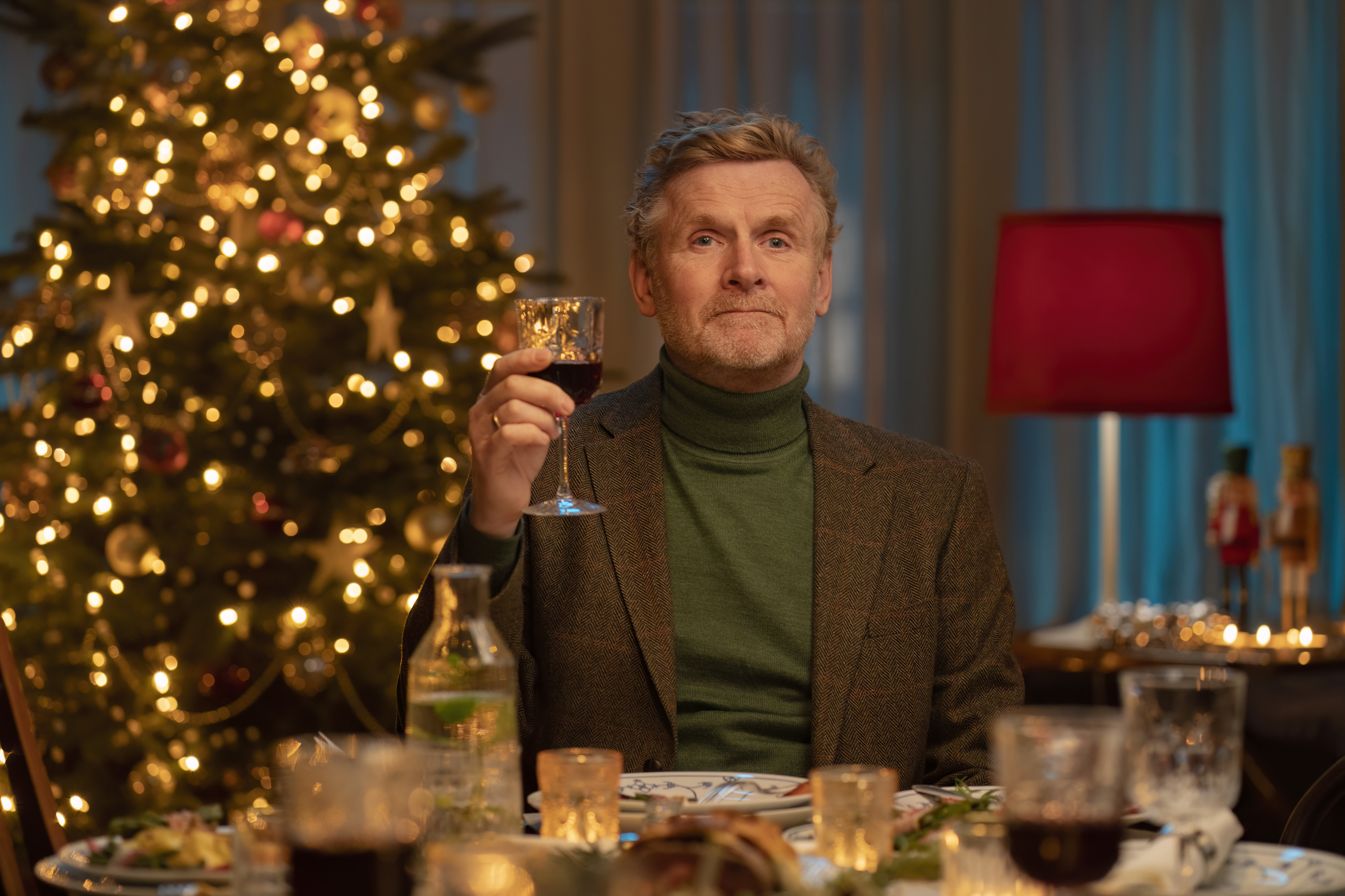 15156 reviews Dit is geen Kerstfilm cast in action 2 3000 1734364517