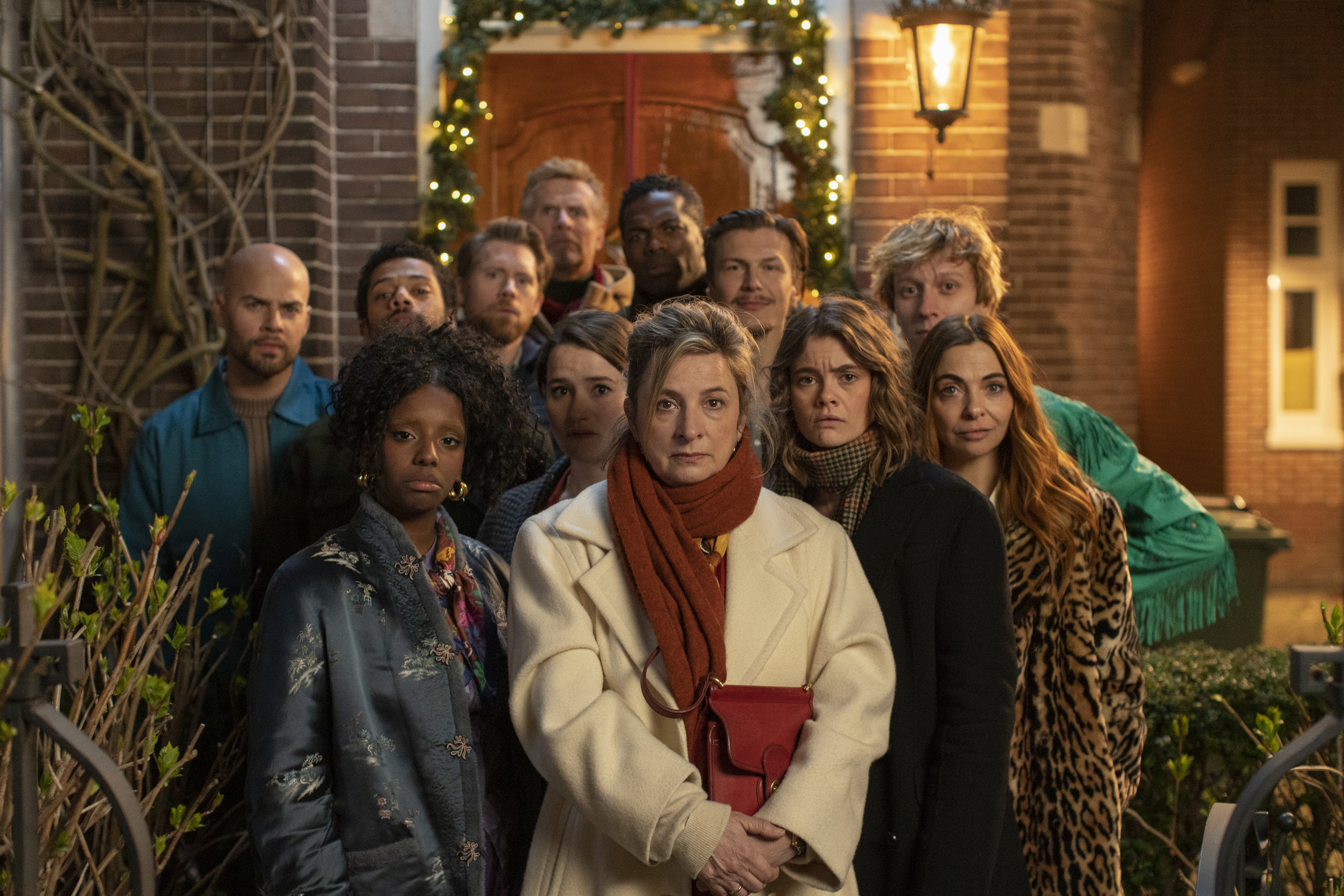 15156 reviews Dit is geen Kerstfilm cast in action 6 3000 1734355894