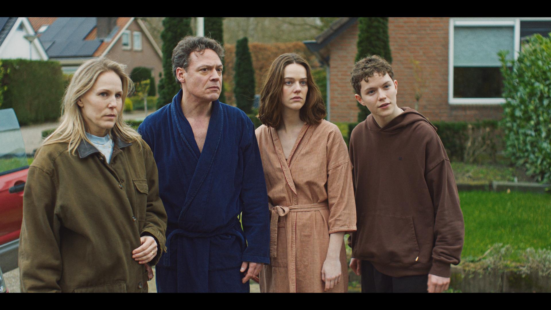 16839 reviews Bennie afl1 STILL01 1 1742468882