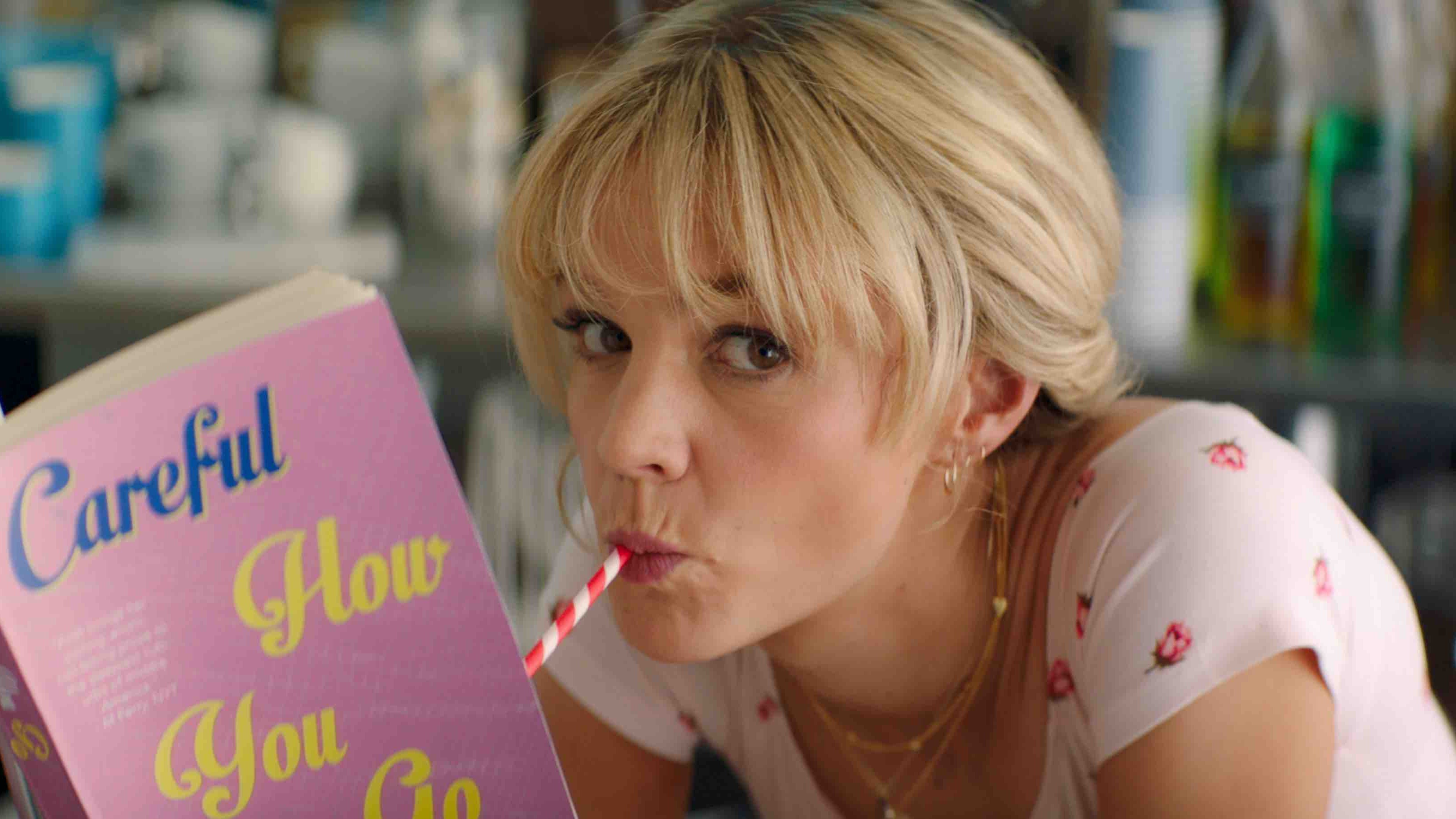 2519 reviews promising young woman 1663231177