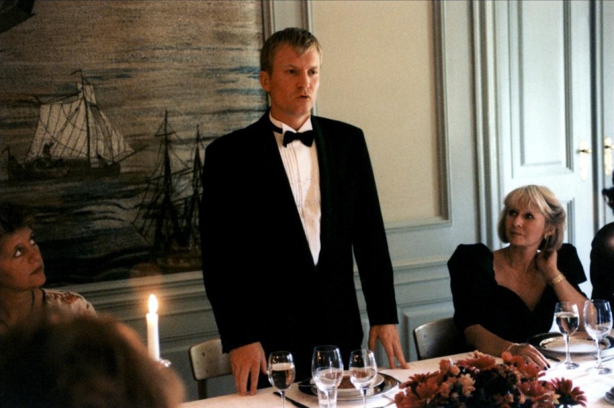 3474 reviews Festen 728378201 large 1674640224