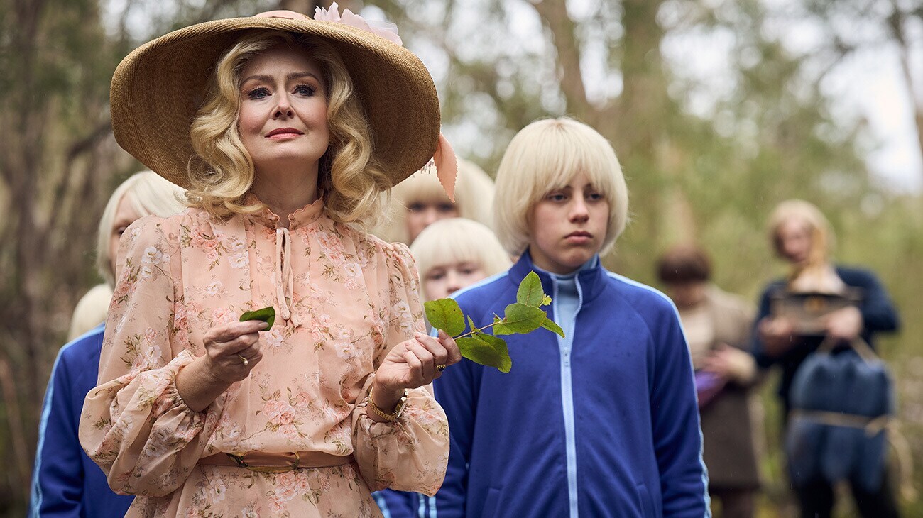 4761 reviews g disneyplus series theclearing 02 13e36125 1684837982