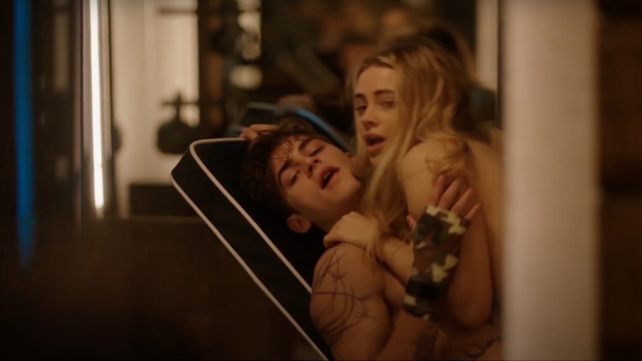 5554 reviews after we fell 1692213687