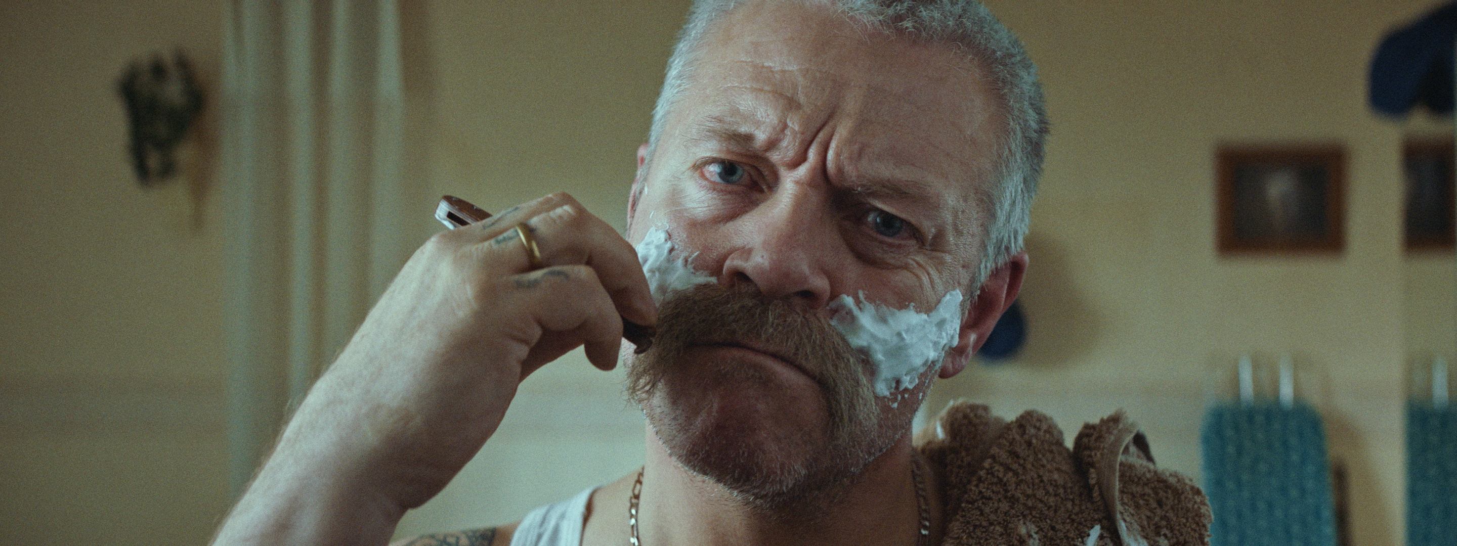 608 reviews SNOR still 01 1547721349