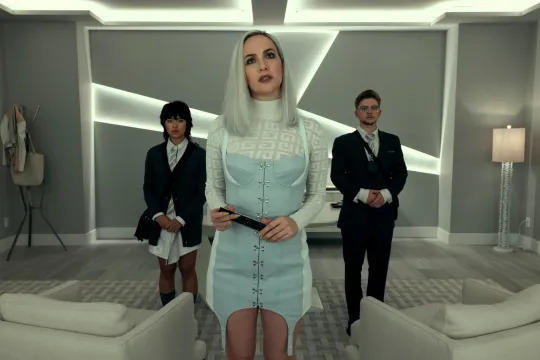 6246 reviews House Usher 2 1696880843