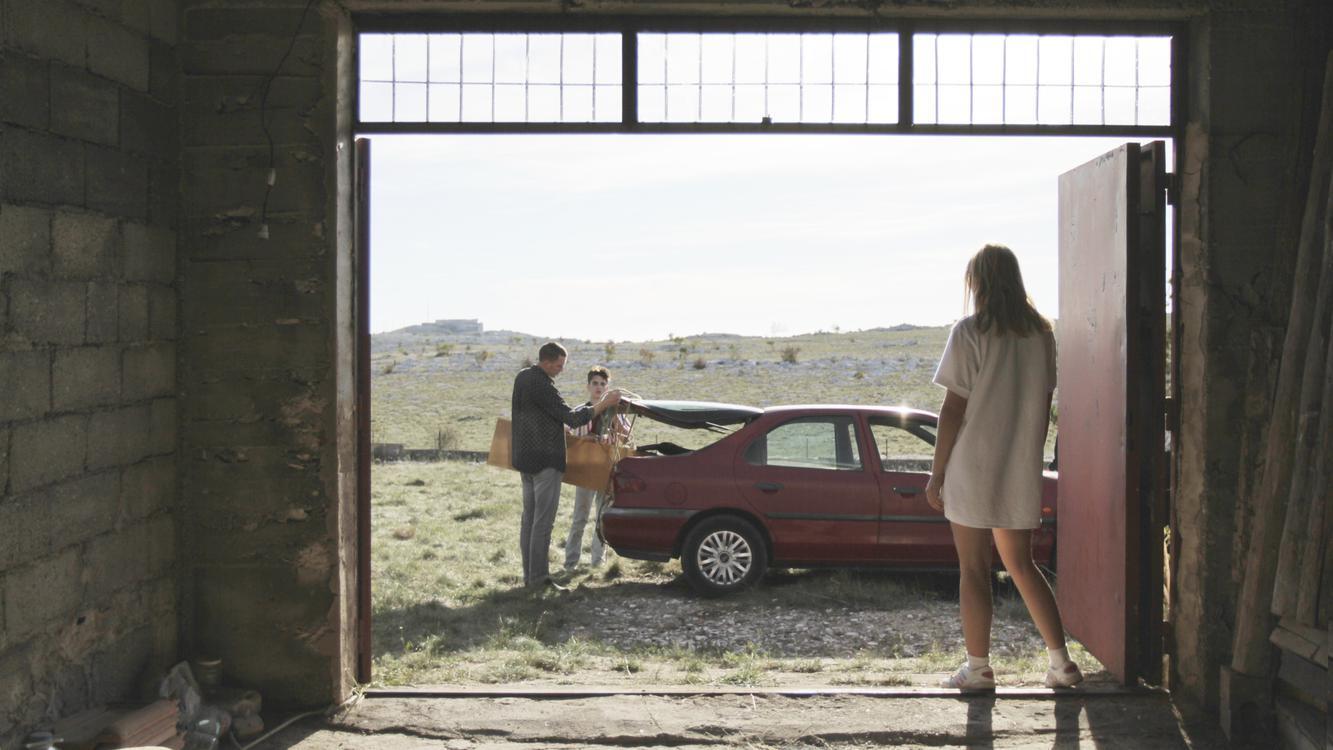 679 reviews Take Me Somewhere Nice st 4 jpg sd low Photo by Emo Weemhoff 1558363203