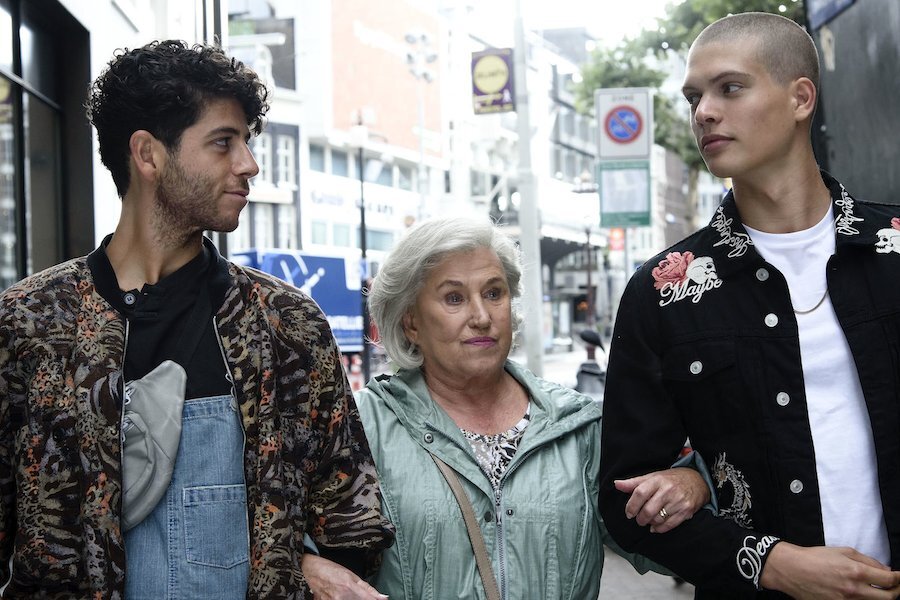 702 reviews gewoon vrienden 1563195954