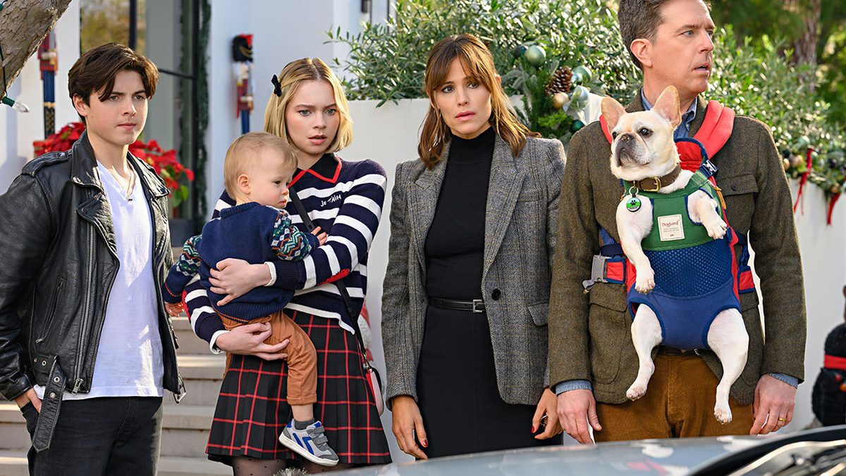 7104 reviews family switch 1700131104