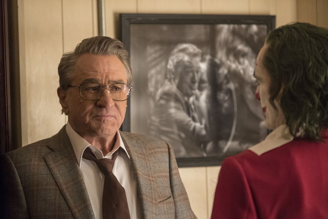 742 reviews Joker st 2 jpg sd low 2019 Warner Bros Entertainment Inc All Rights Reserved Photo Credit Niko Tavernise 1570033874