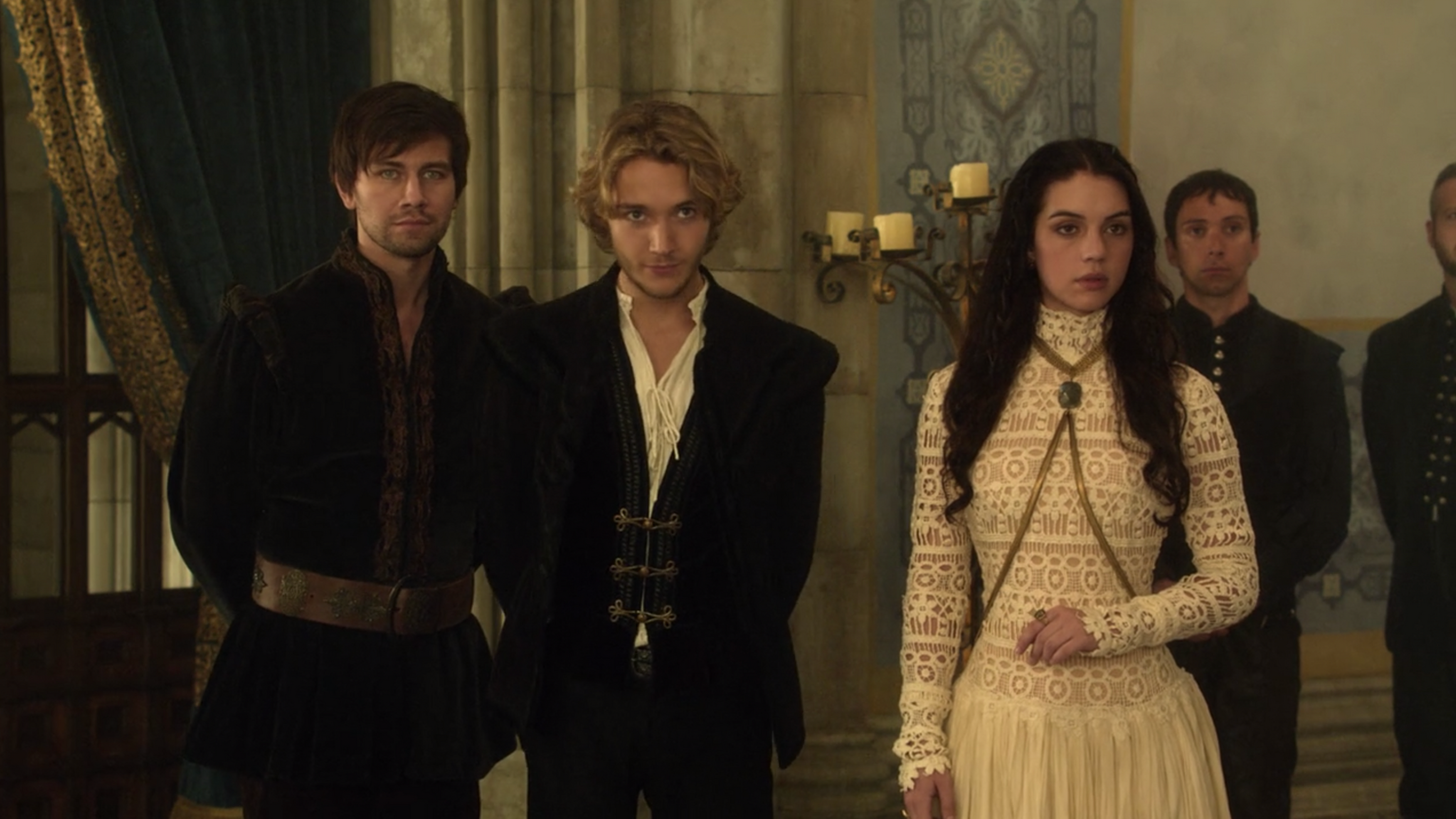 7500 reviews Reign 1701955863