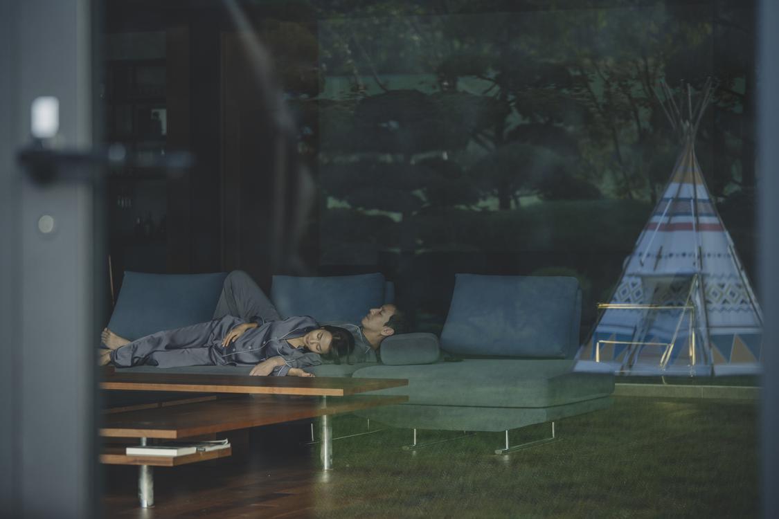 766 reviews Parasite st 8 jpg sd low 1574845315