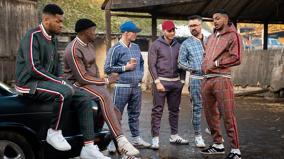 810 reviews The Gentlemen ES Moviestill1 1582280743