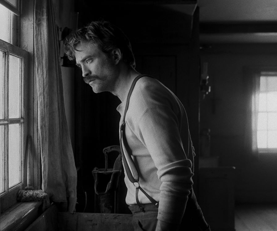 814 reviews The Lighthouse st 6 jpg sd low Copyright Universal Pictures International 1582792614