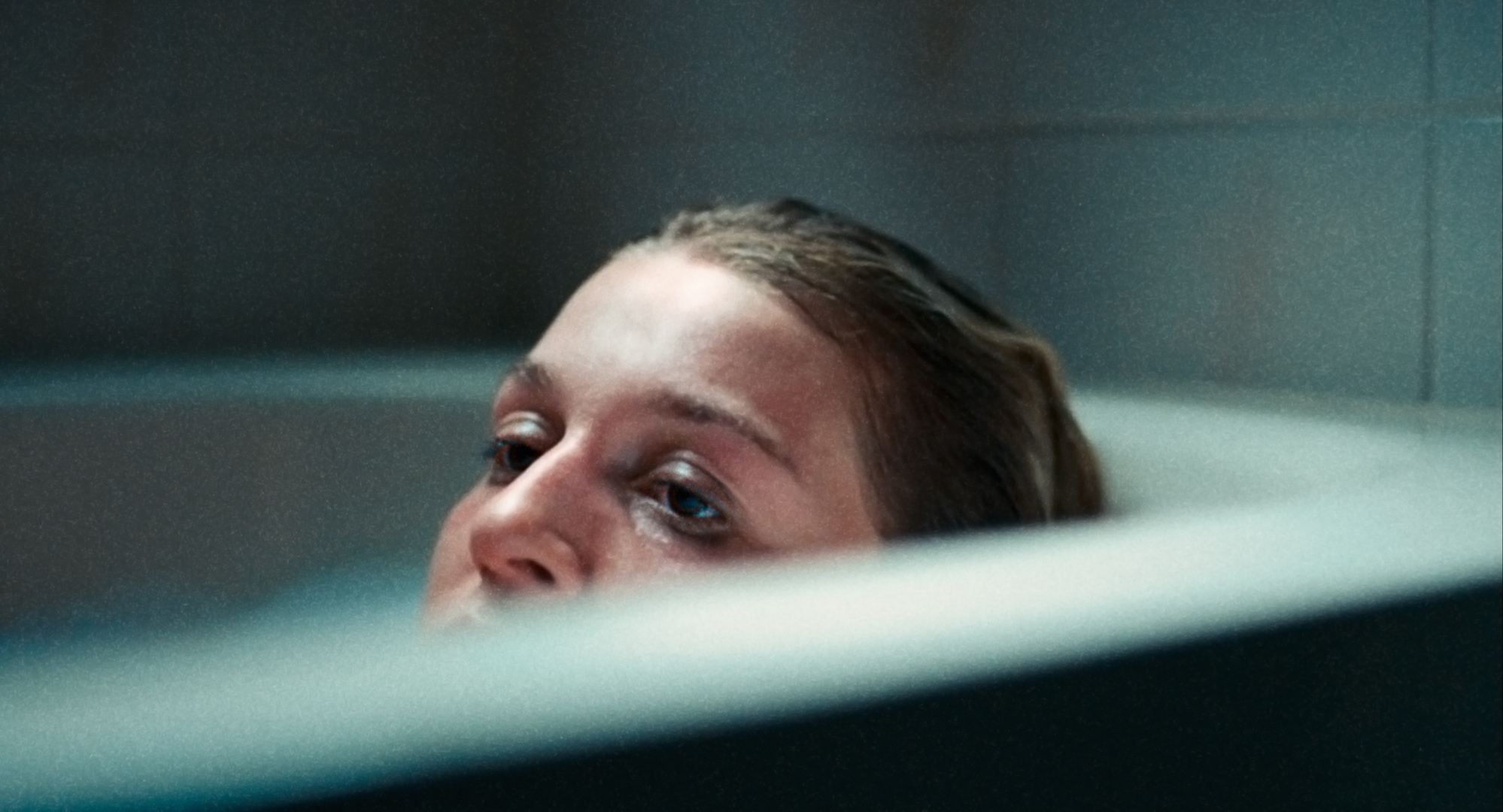 832 reviews Chloe Tamar van Waning in bad credits Pupkin 1599033848