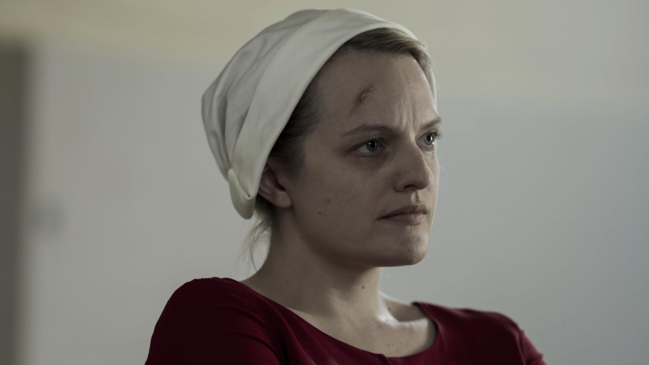 9447 reviews June Osborne 1709887107