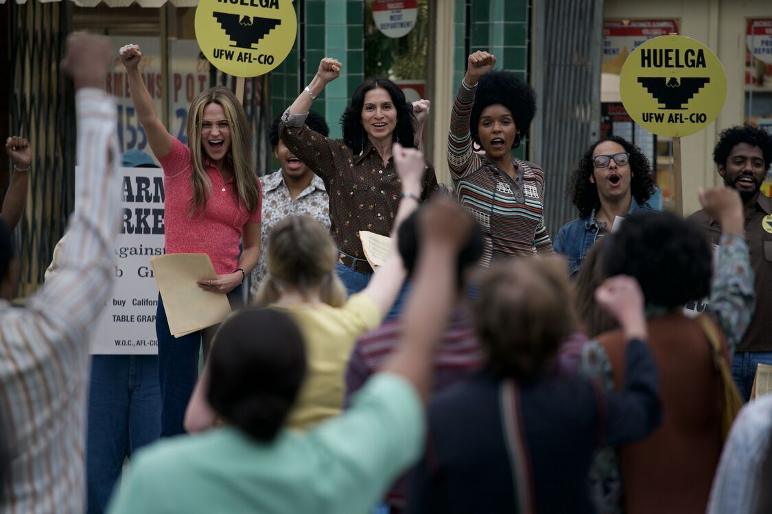 983 reviews The Glorias st 8 jpg sd low Photo Credit Dan Mc Fadden Courtesy of LD Entertainmet and Roadside Attractions 1606395392