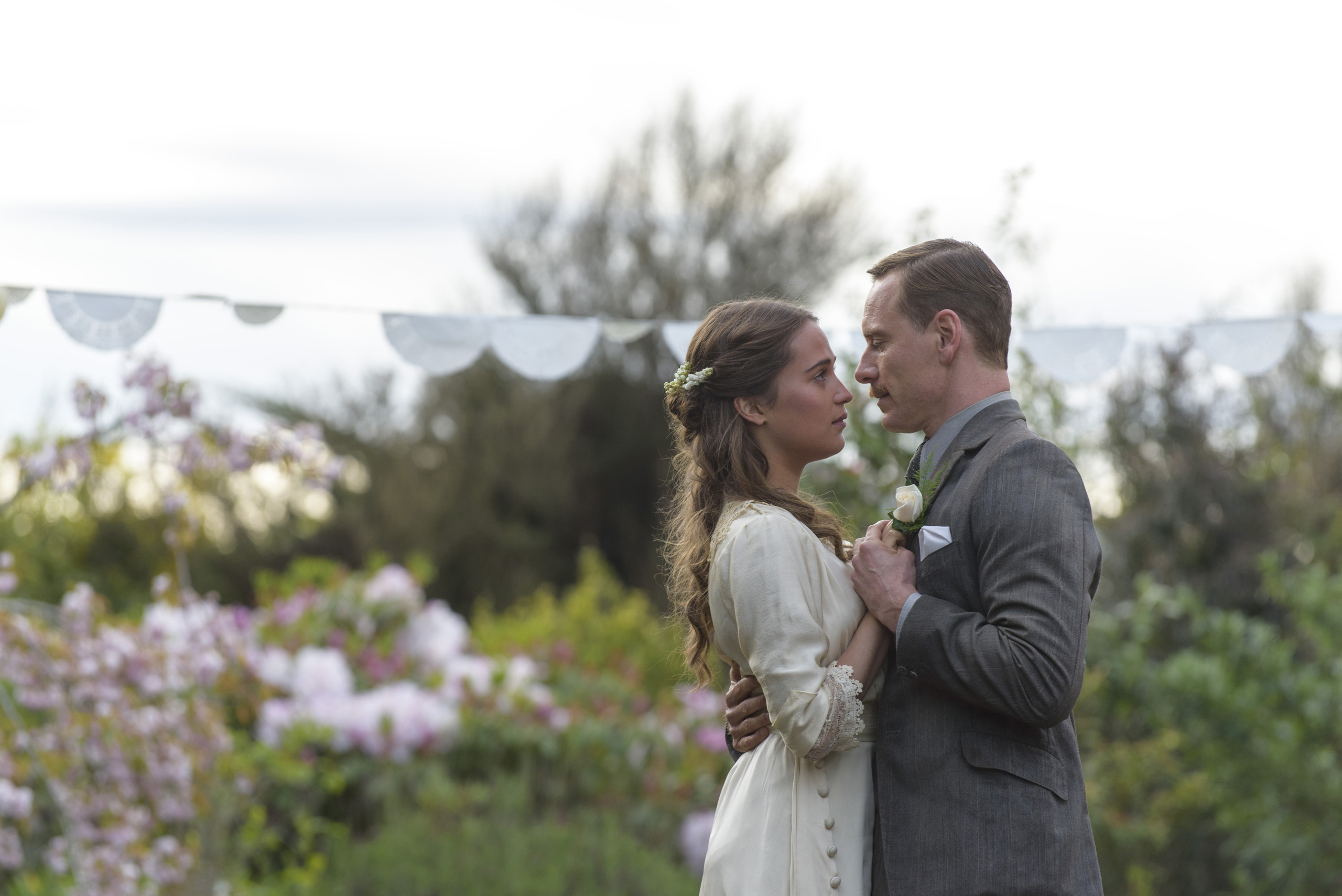 98 reviews the light between oceans 1553173067