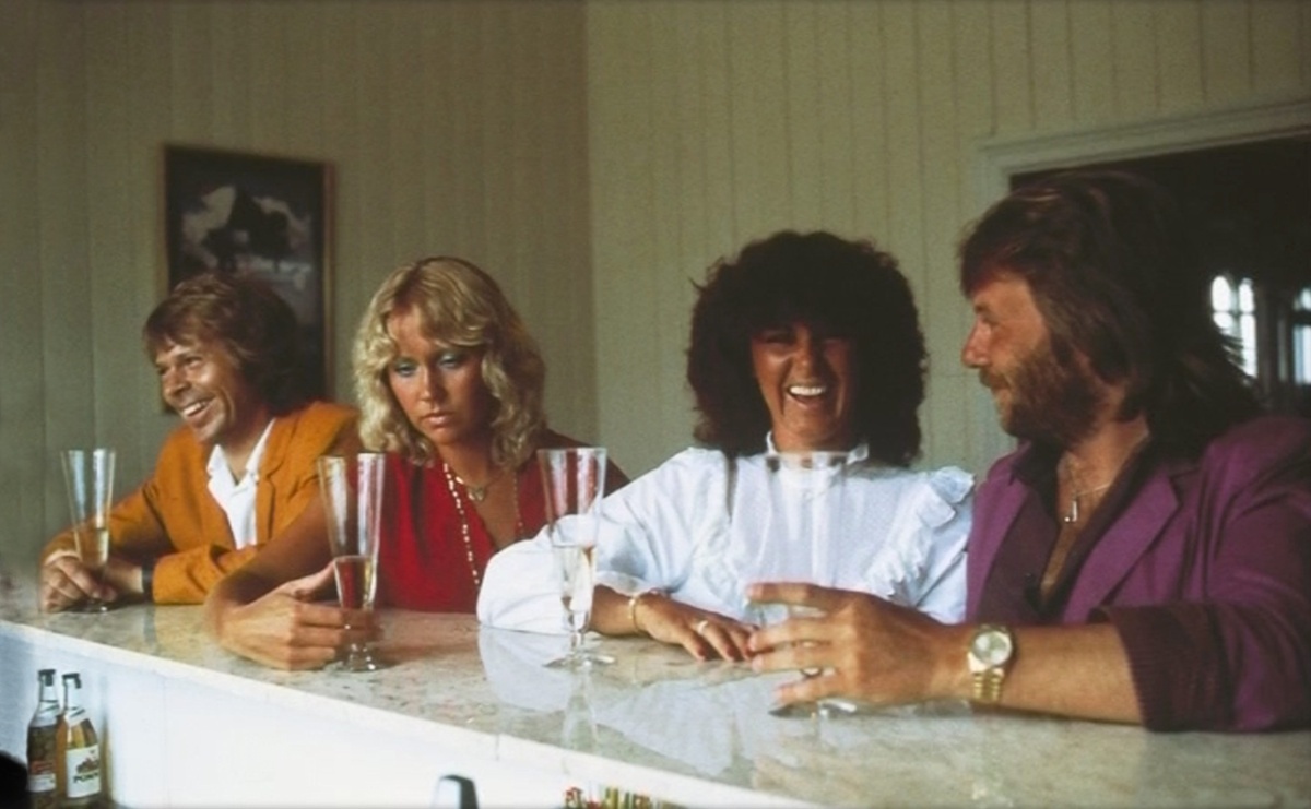 ABBA Forever 4 shot bar1