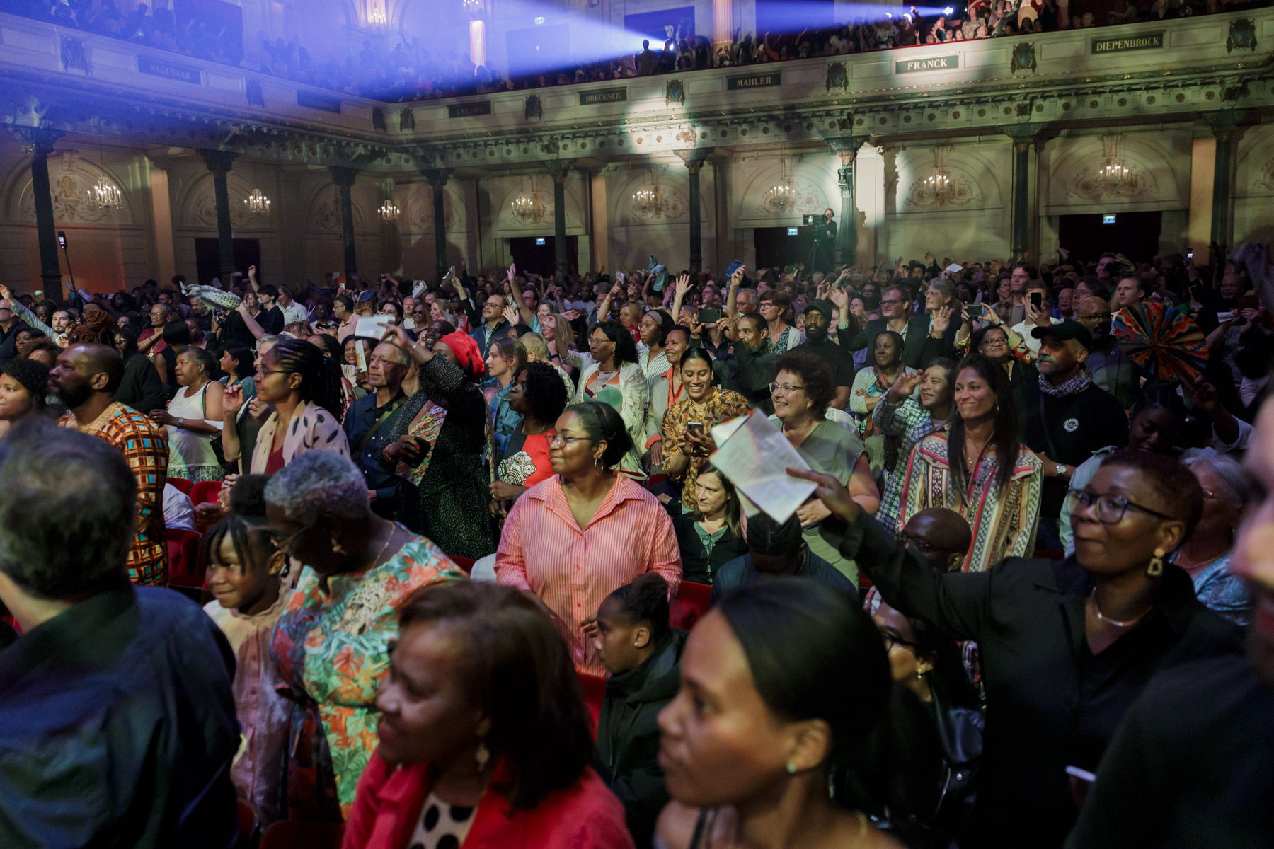 From Southeast with Love 20 05 24 internet Les Adu 74