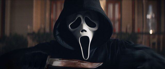1298 reviews Scream st 1 jpg sd low Copyright 2021 Paramount Pictures All Rights Reserved 1643900850