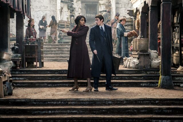 1337 reviews Fantastic Beasts Secrets Dumbledore D112 00023r High Res JPEG Large 1649237314