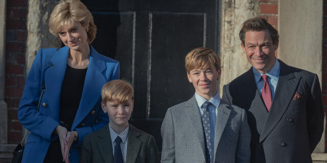 6312 reviews The Crown S05 Image 127 1697041441