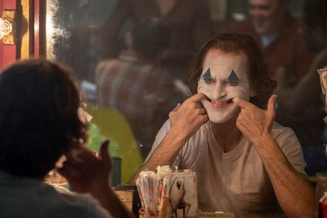 742 reviews Joker st 5 jpg sd low 2019 Warner Bros Entertainment Inc All Rights Reserved Photo Credit Niko Tavernise 1570037671