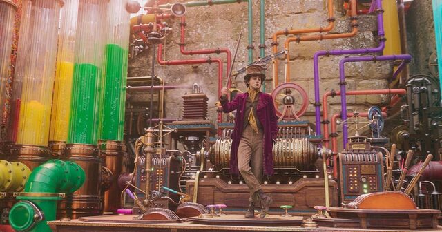 7566 reviews Wonka OV st 14 jpg sd low 2023 Warner Bros Entertainment Inc All Rights Reserved Photo Credit Courtesy of Warner Bros Pictures 1702464421