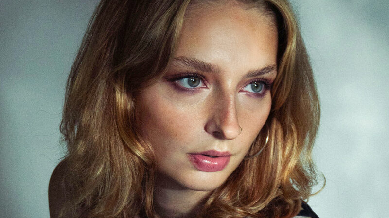 Swan 02 Puck van Diepen