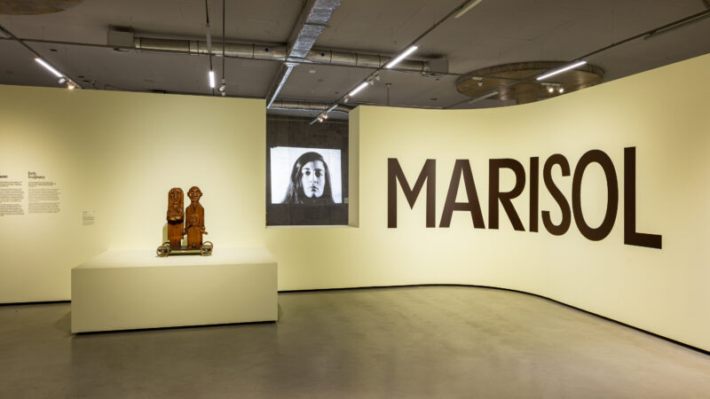 Tentoonstelling Marisol in het Depot van Museum Boijmans Van Beuningen NPO Cultuur