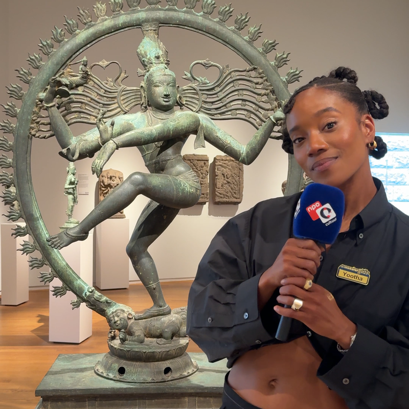 Yootha Won-Loi-Sing voor Shiva Nataraja in het Rijksmuseum