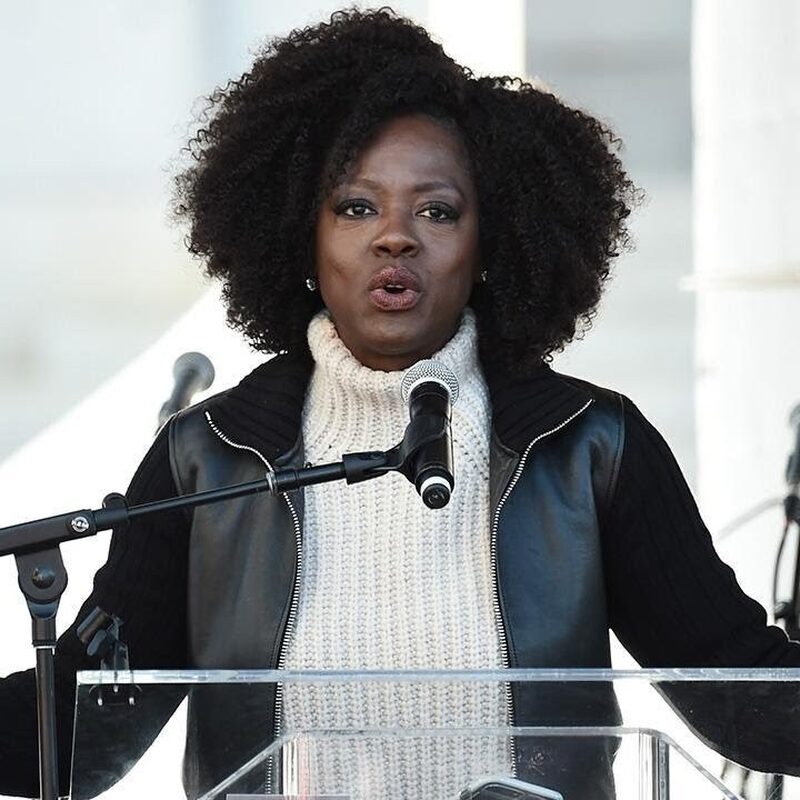 Viola Davis tijdens haar speech bij de Women's March in Washington in 2018.