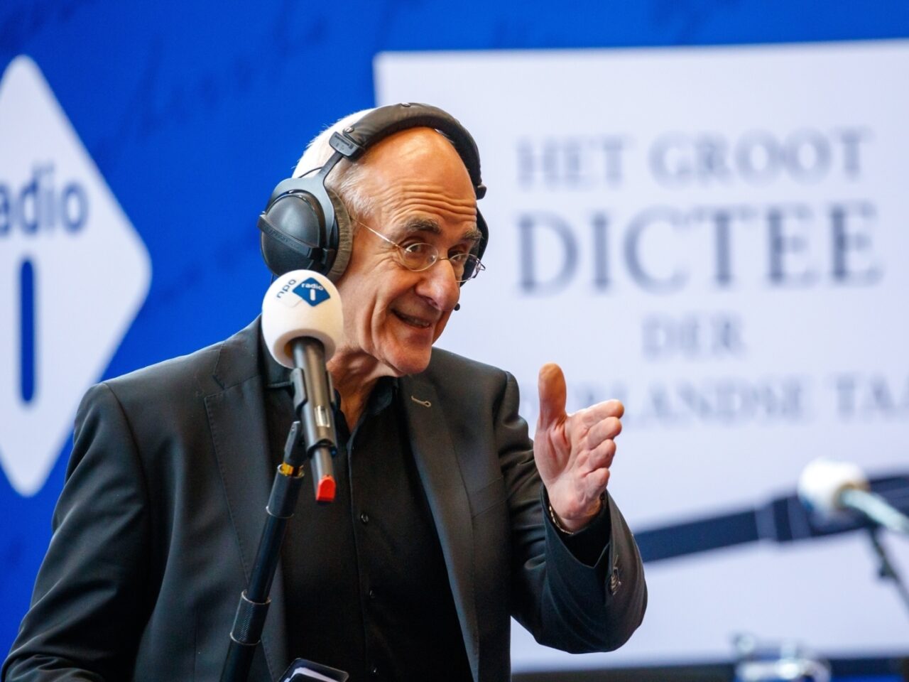Frits Spits presenteert Het groot dictee der Nederlandse taal