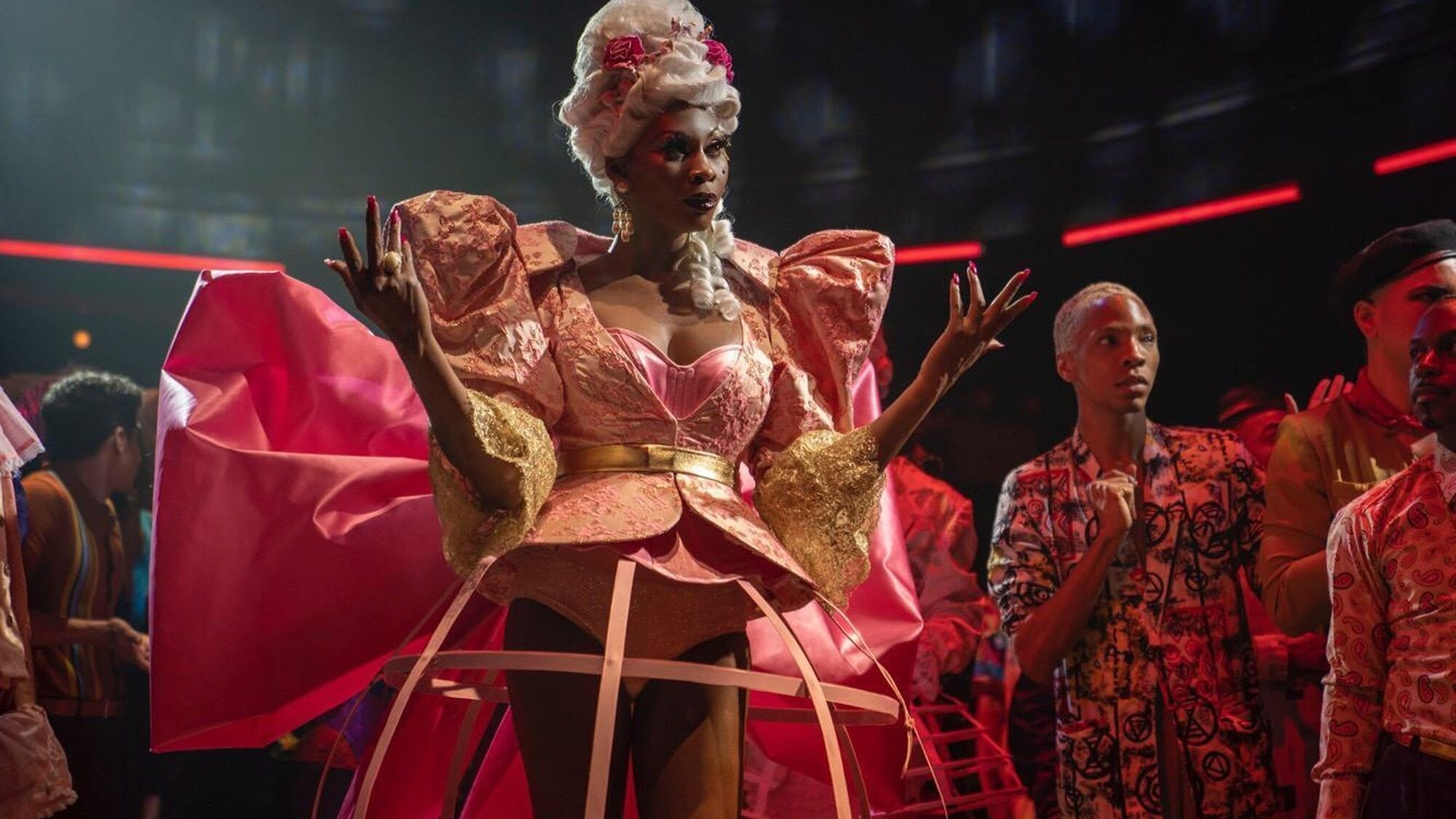 12220 reviews pose 676453814 large 1721889875