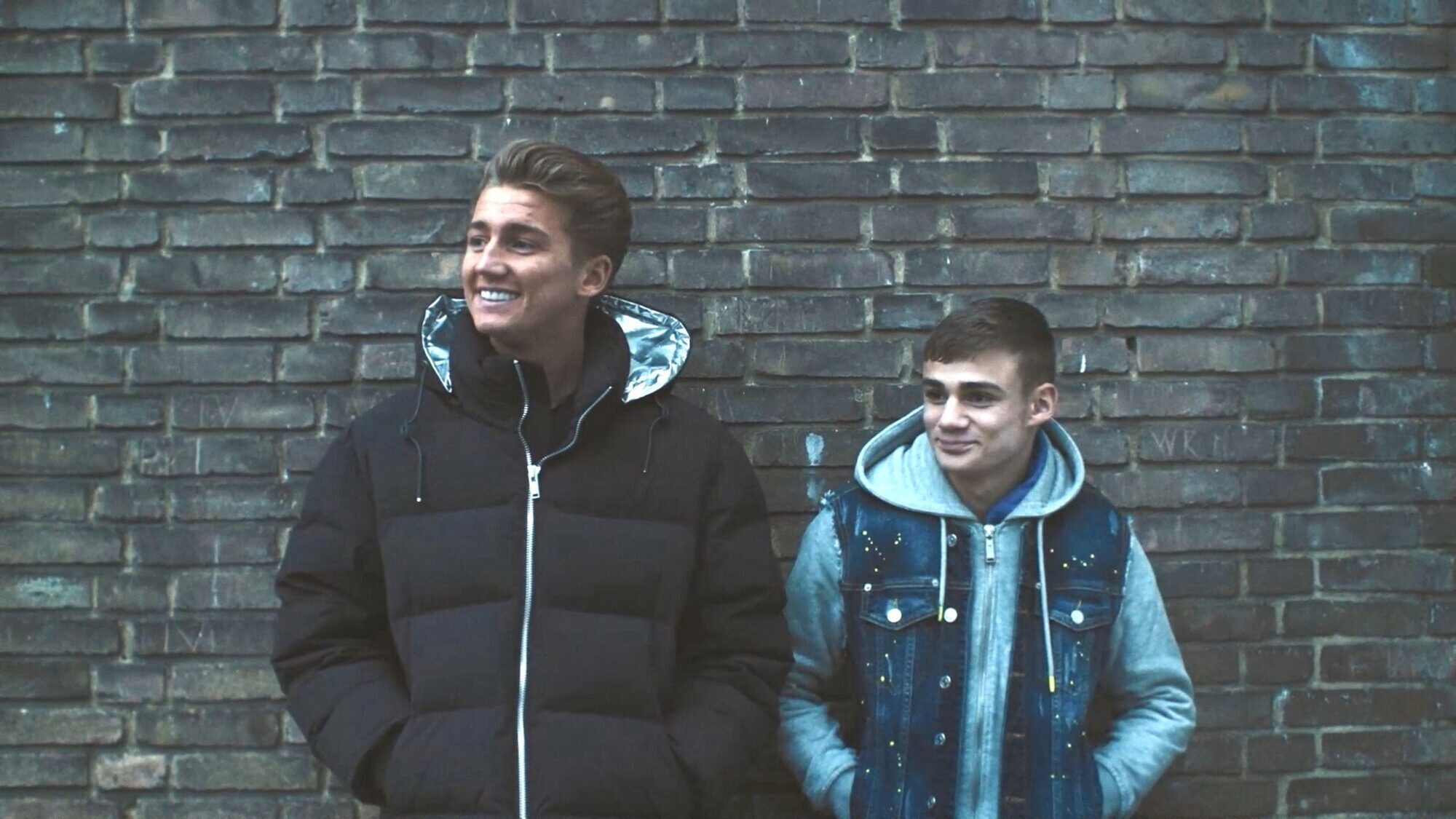 1235 reviews Mart Hoogkamer 1 1633615994