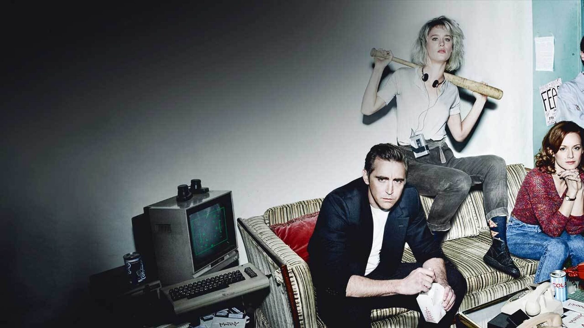 32 reviews Ha t And Catch Fire 1497457568