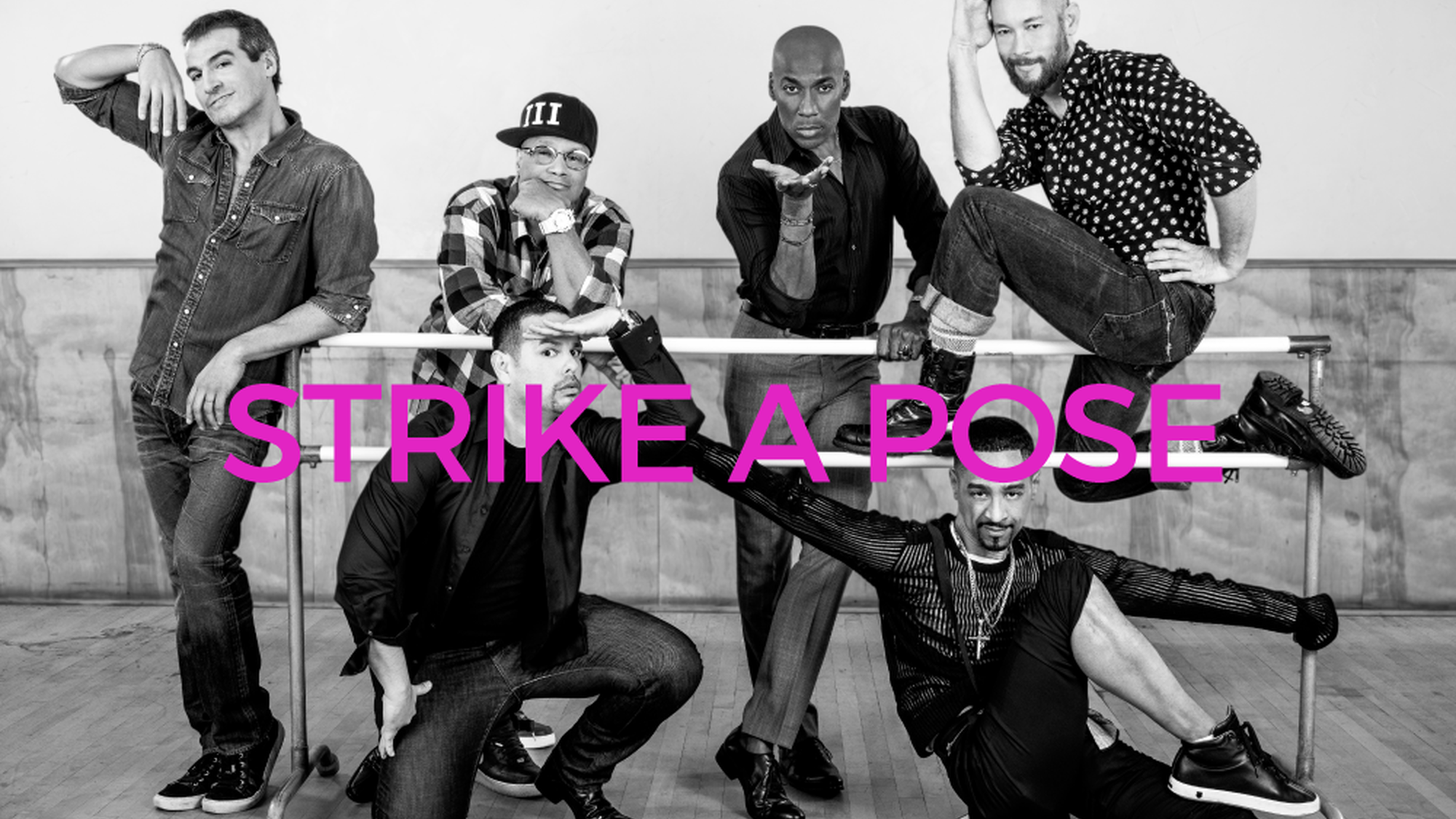 349 reviews Strike a pose 1501587768
