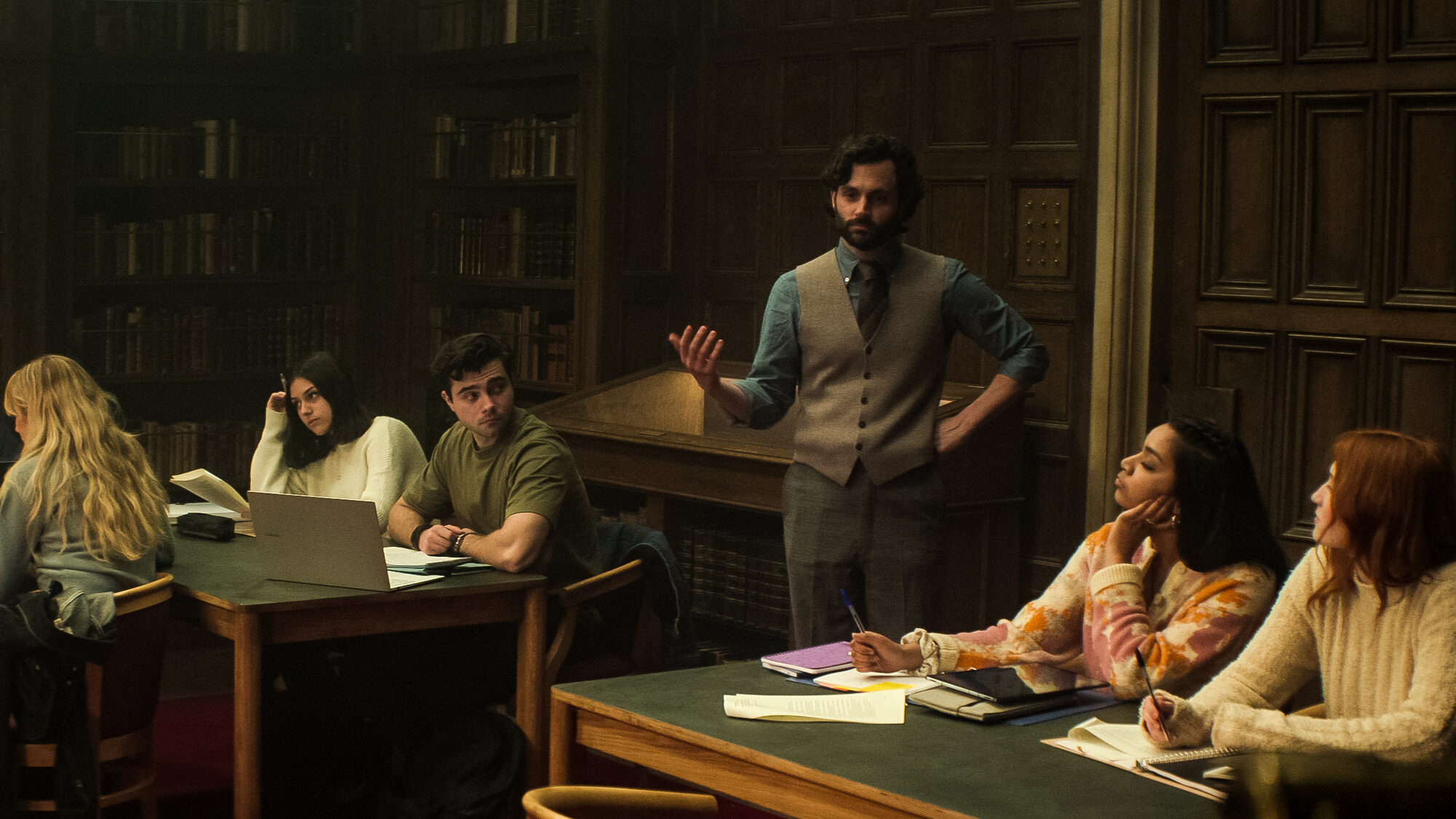 3573 reviews You S4 E1 00 03 21 02 R 1675707008