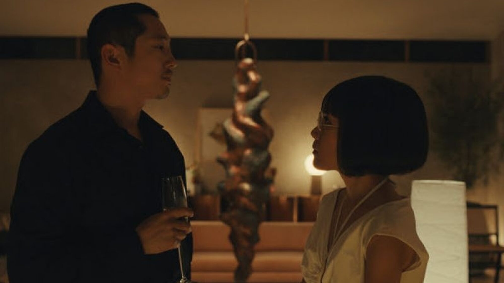 4266 reviews Beef Netflix Ali Steven 1680576953