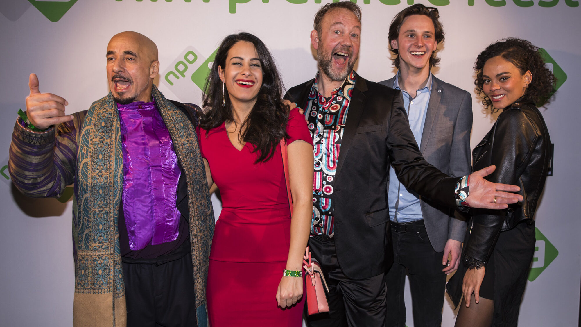 429 reviews JQ5 A4877 1517853457